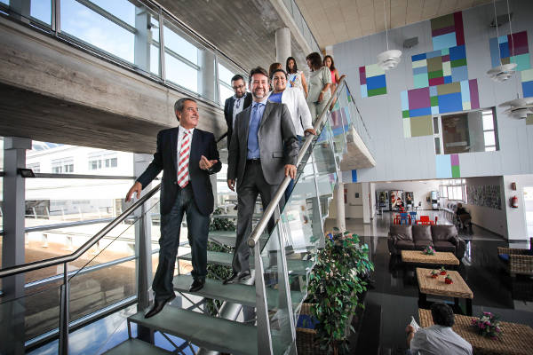Carlos Alonso visita el Hospital del Nore en Icod/Foto: Tony Cuadrado/ACAN