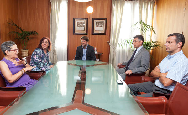 Recepción el Presidente y la presidenta de Ámate /Foto: Tony Cuadrado/CABILDO