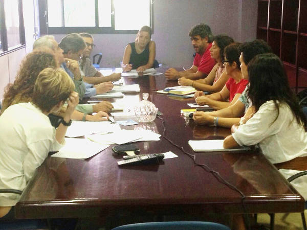 ReuniónTarjetasestacionamiento2014