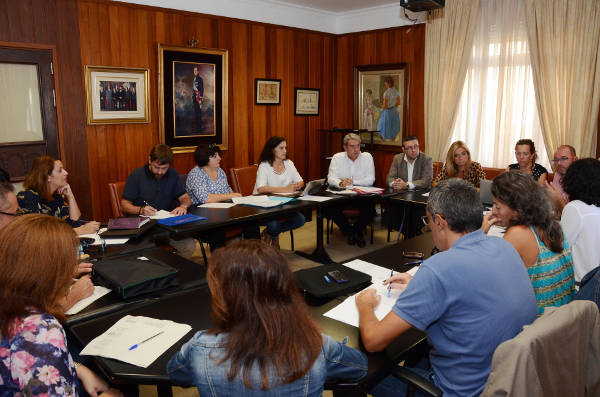 temnerifePolíticasSocialesfecai2014