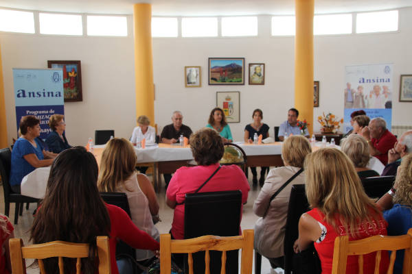 tenerifeConsejoPersonasMayores2014