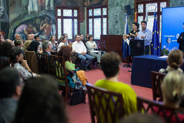 Reunión Cabildo y ONGs/Foto: Tony Cuadrado/Freelancer