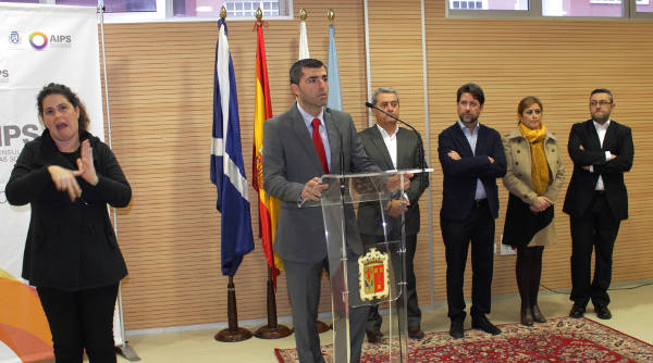 losrealejosInauguraciónCentroAteciónIntegralPersonasDiscapacidad2015