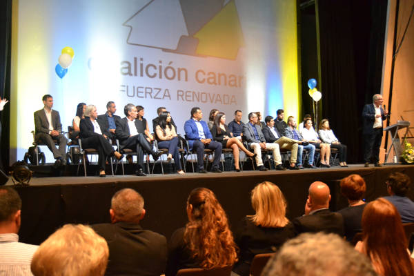 ccanariaPresentacionAdeje2015