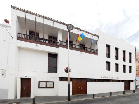 fachada-cabildo-el-hierro-2014