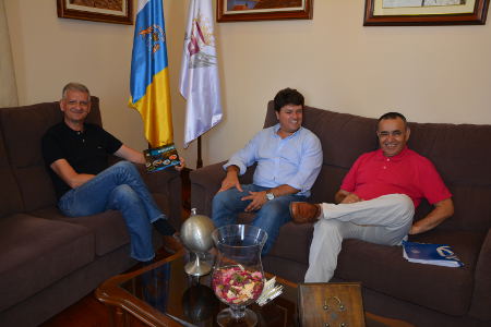 la orotava Antonio Marichal con alcalde y Juan Dóniz 2016