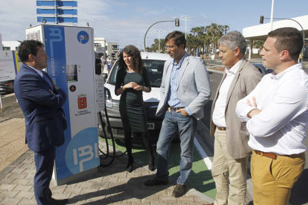 lanzarote punto recarga vehiculos electricos 2016
