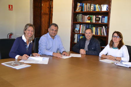la laguna Firma convenio Adecco 2016