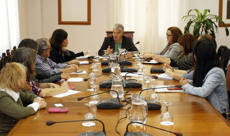 lanzarote adaptación transporte publico a la diversidad funcional 2017