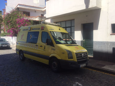 Ambulancia sanitarizada del SUC en La Palma 2017