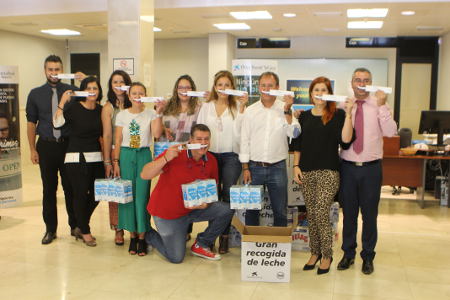 el paso ningun niño sin bigote 2017