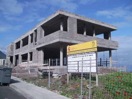 DIGITAL CAMERA