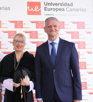 La Orotava, Francisco Linares, alcalde y Cristina Oliveira, rectora de la UEC 2017