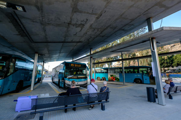 mogan estación de guaguas de Playa de Mogán 2017