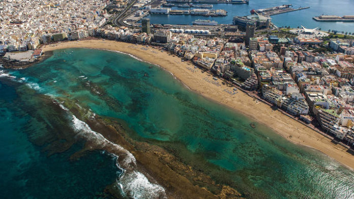 gcanaria Vista aérea de la playa de Las Canteras 2018