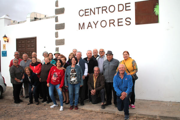 antigua centro mayores rotulacion 2019
