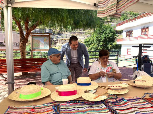 la gomera Miguel Melo artesanos muestra 2019