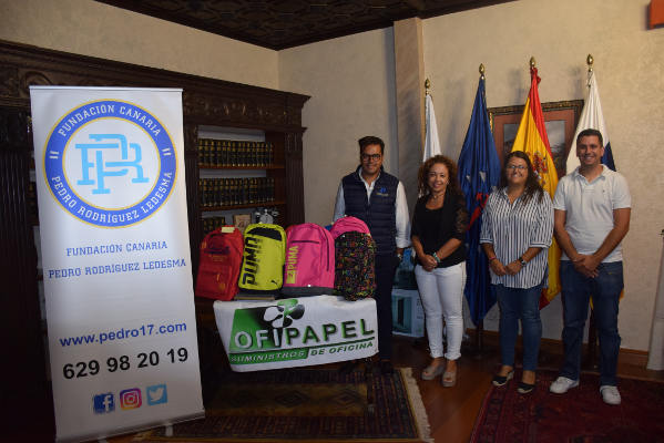 santiago teide entrega de las mochilas 2019