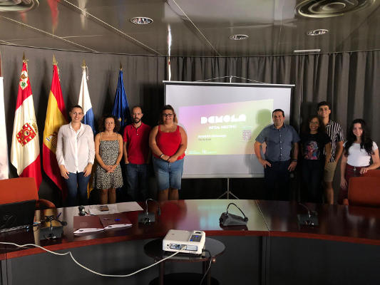 la gomera y alumnado del proyecto Demola 2019