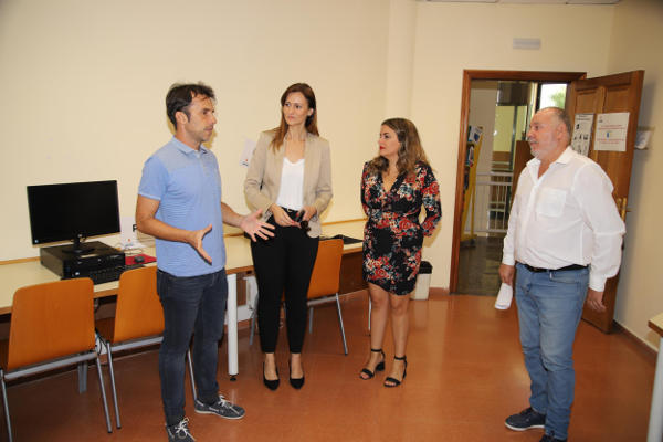 lanzarote Visita Sala TI Biblioteca Insular 2019