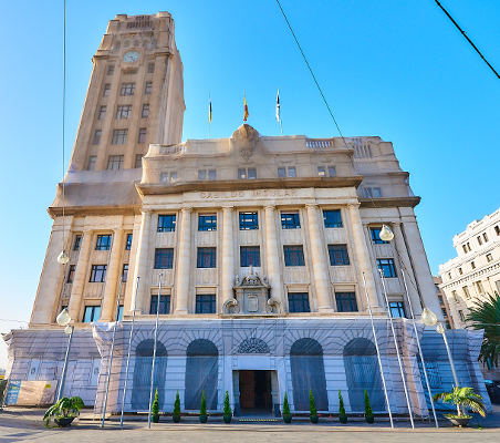 tenerife cabildo fachada 2019 Más de 5.000 personas recibieron formación durante 2020