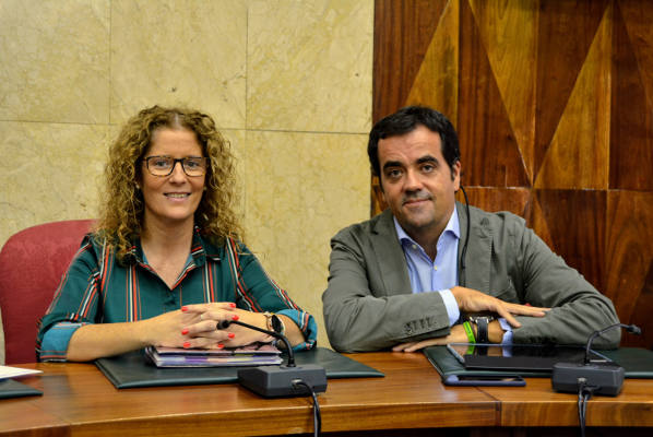 la palma Raquel Diaz y director general Comercio del Gobierno de Canarias 2019