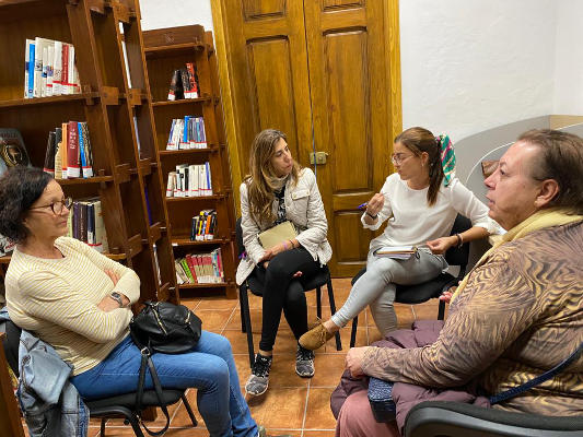la aldea Primera reunión Club de Lectura 2020