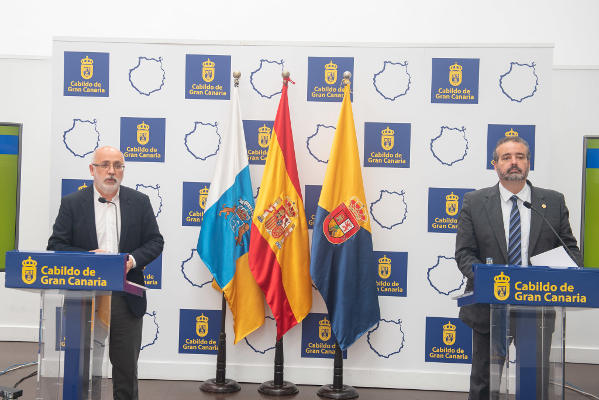 gcanaria_estudiantes_pago_matricula_2020 Jóvenes universitarios pagan el sexto plazo de su matrícula