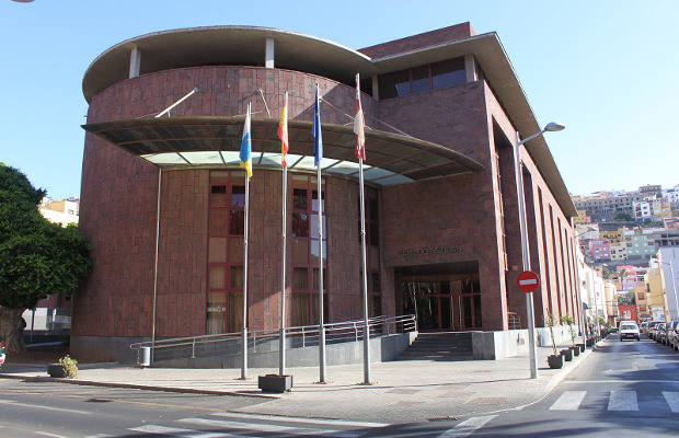 la_gomera_abono_expedientes_covid_2020 El Cabildo abona 511 mil euros de ayudas ante la Covid-19