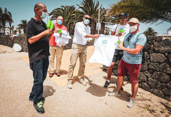 teguise_camapaña_limpieza_playas_2020 Teguise incide en el uso responsable del litoral y la limpieza de playas