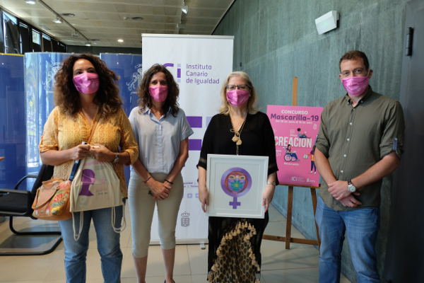 gobcan_icientregapremios_mascarilla_2020 Entrega de los premios del concurso ‘Mascarilla-19’ por el ICI