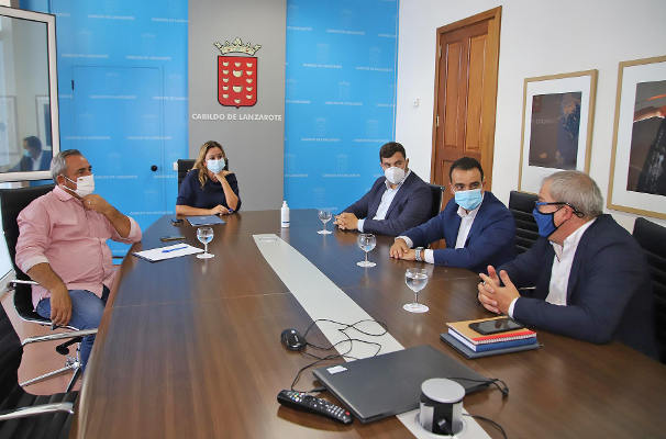 lanzarote_reunion_autonomos_2020 La presidenta recibe a los responsables de los Trabajadores Autónomos