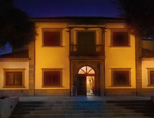 santiagoteide_iluminado_de_naranja_por_el_TDAH_2021 Se ilumina la fachada del Ayuntamiento de naranja por el TDAH