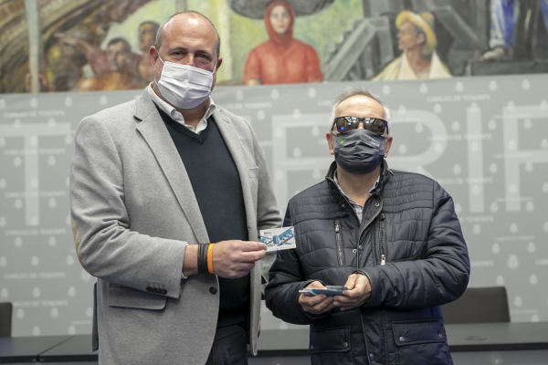 tenerife_arriaga_bonos_tranvía_once_2022 Mejorar la autonomía de las personas ciegas, iniciativa del Cabildo