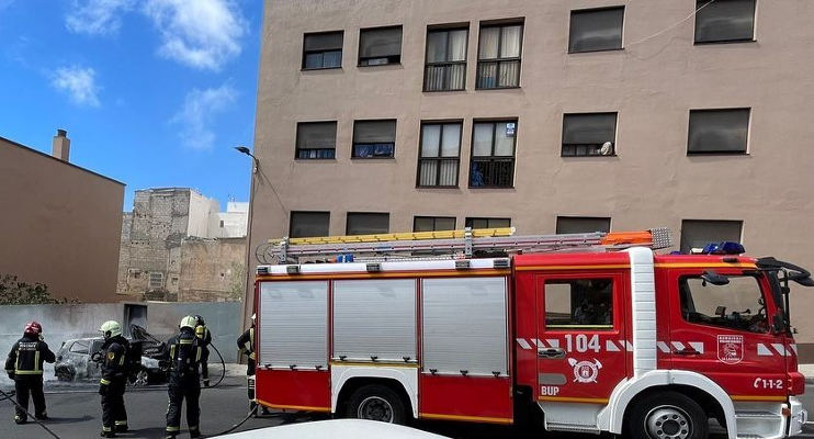 lalaguna_Bomberos_Voluntarios_2023 La Asociación de Bomberos Voluntarios recibe vehículo contra incendios