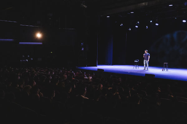 lalaguna_leal_Pablo_Ibarburu_2024 Chico Glamour de Pablo Ibarburu en el Teatro Leal