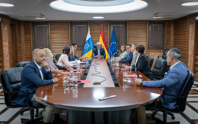 gobcan_bruselas_migración_2024 Clavijo pide a Bruselas más implicación en la crisis migratoria