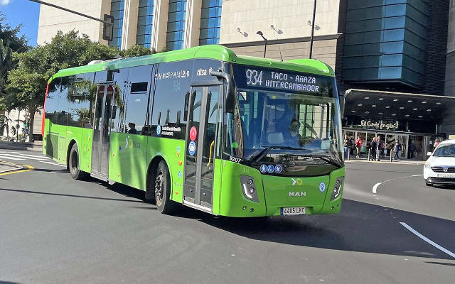 sctenerife_incremento_pasajeros_2024 El número de usuarios del transporte urbano aumenta en 1,4 M.