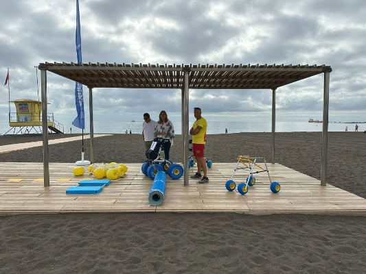 telde_material_accesibilidad_playas_2024 Telde dota sus playas de material para la accesibilidad