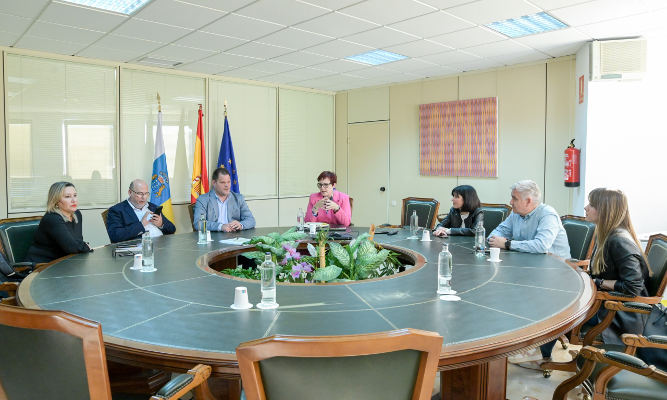 gobcan_atención_sordoceguera_2025 Colaboración de instituciones para la atención a la sordoceguera