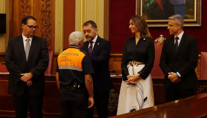 sctenerife_Distinciones_Protección_Civil_2025 Santa Cruz reconoce la labor de Protección Civil