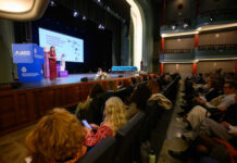 Jornadas para analizar el impacto de la v. de género en la infancia Jornadas para analizar el impacto de la v. de género en la infancia