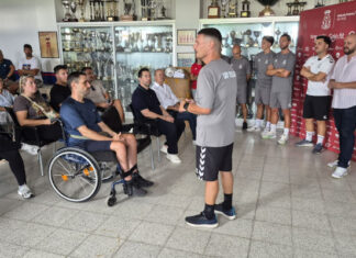Apoyo escolar, nutricional o psicológico a 500 deportistas de la UD TELDE Apoyo escolar, nutricional o psicológico a 500 deportistas de la UD TELDE